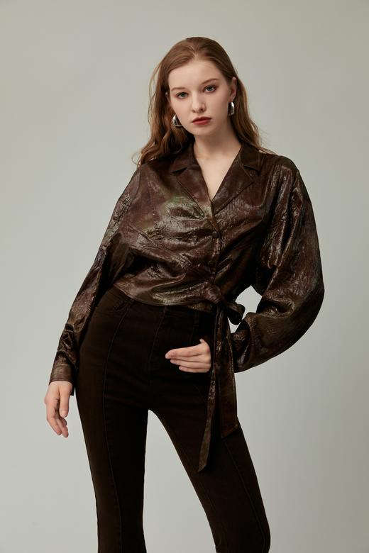 SAFICOO  时尚气质 经典倒T版型上松下紧设计衬衣 商品图0