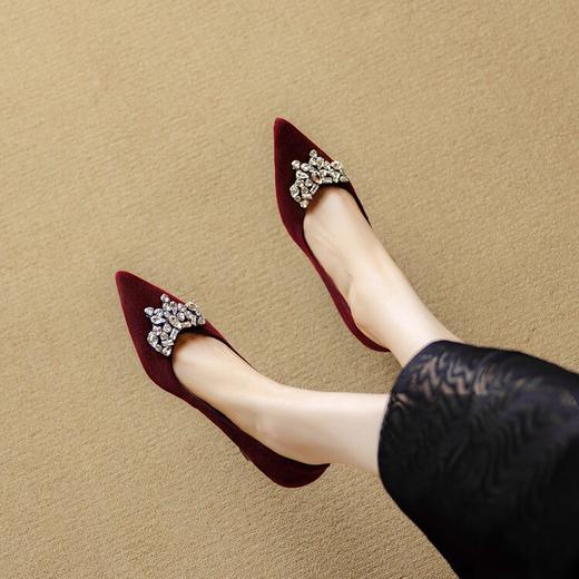 【预售5天】气质羊翻皮尖头浅口单鞋蝴蝶结水钻婚鞋通勤高跟鞋DB&M6398 商品图3