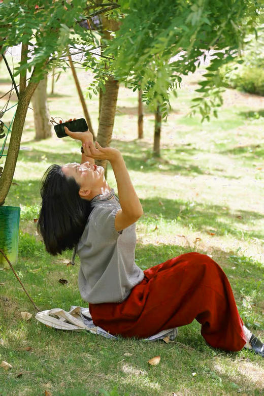 朱红天丝棉气球松紧腰灯笼裤 商品图10