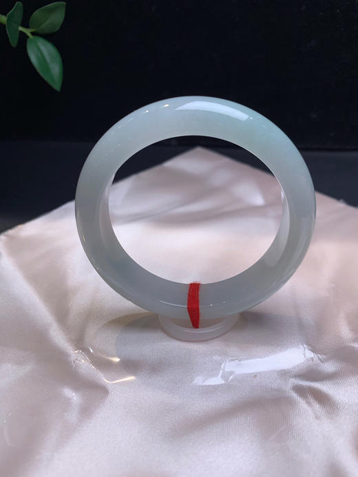 620447，54.6浅绿底正圈，版型好，底妆细腻清爽，满圈带浅绿底，水润清新 商品图3