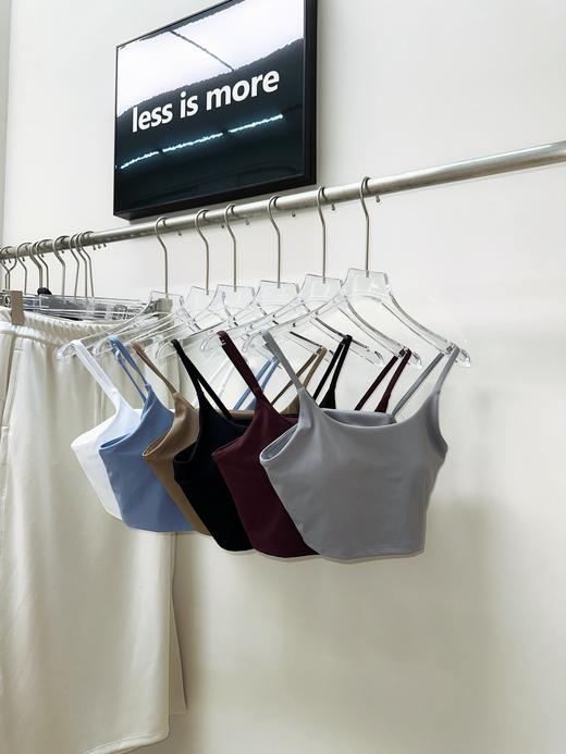 点此购买 lulu露露Flow Nulu女士一体式运动上衣 my 323932 商品图0