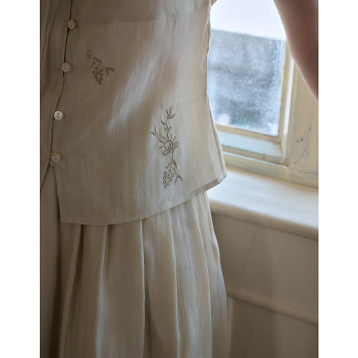 （小眠专属）SimpleRetro天丝复古V领植物系刺绣套装裙 商品图2