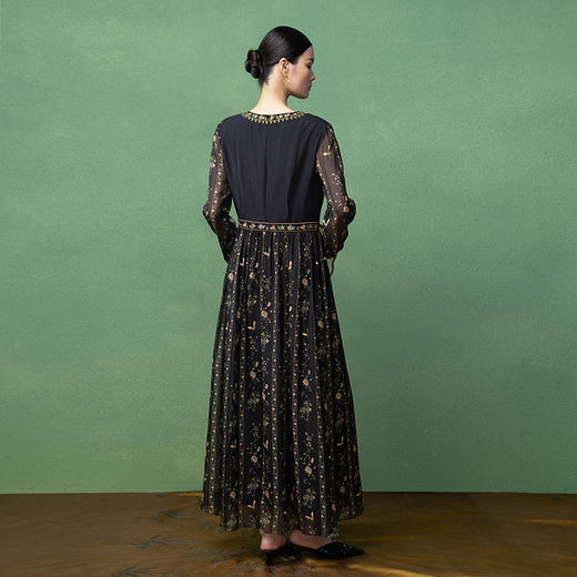 【林栖设计小店】桑蚕丝连衣裙优雅绣花2025秋季新款长裙女1953052 商品图4