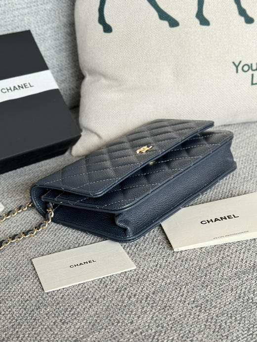 香奈儿woc链条包🉐️牛皮-深蓝色金扣（粗球纹） 商品图0