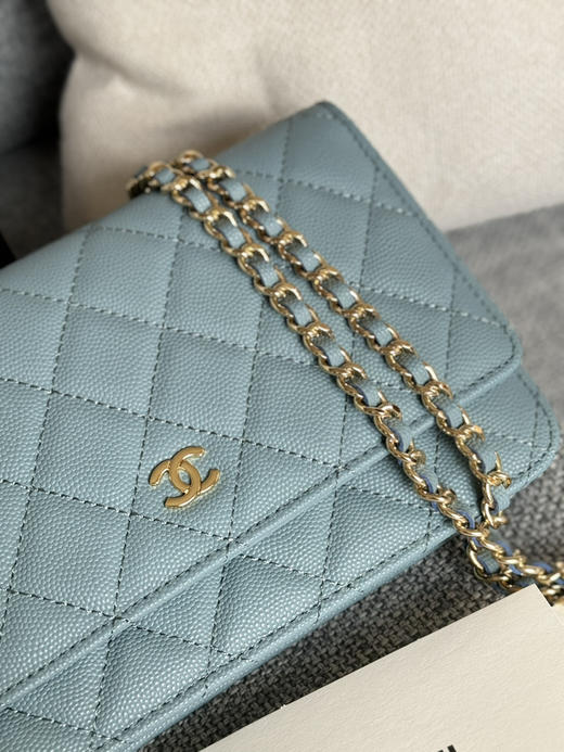 香奈儿woc链条包🉐️牛皮-湖蓝色金扣（⚠️细球纹） 商品图1