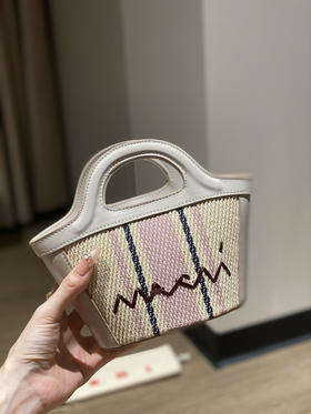 𝐌𝐚𝐫𝐧𝐢𝟐𝟎𝟐𝟓新颜色
大地色菜篮子