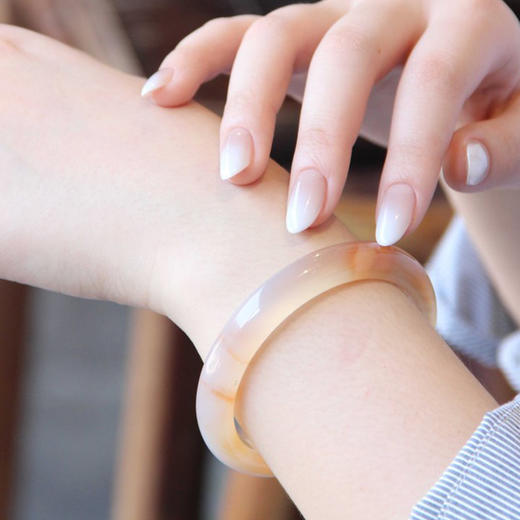 心选丨GIRATI 好运锦鲤蜜糖色天然高冰种玛瑙手镯【买一送一】 商品图0