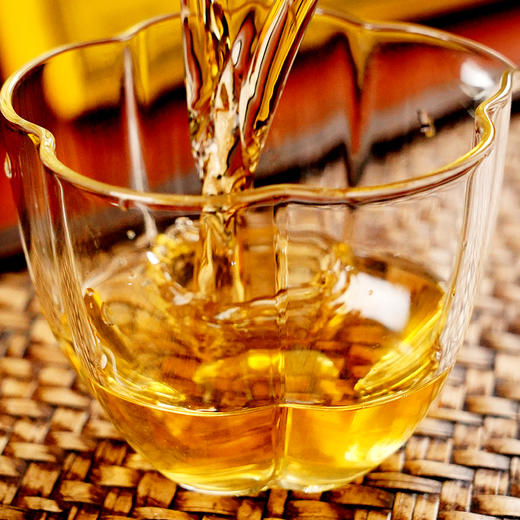 【特殊重磅福利】【老友】为答谢而生，为吸引新茶友而生，2022年掌柜私藏薄荷塘，买一饼让新朋友加入还能免费再领一饼，更多玩法联系专属客服。 商品图6