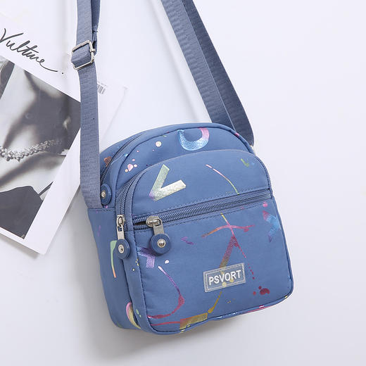 多层单肩斜挎包女包尼龙布防水妈妈包包轻便布包背包牛津布手机包 商品图7