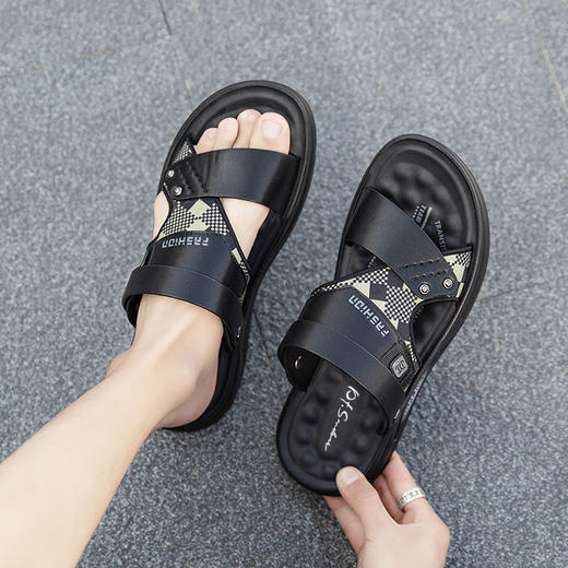 圣得西男鞋2024年夏季新款男士中青年百搭露趾户外沙滩凉拖鞋潮 商品图2