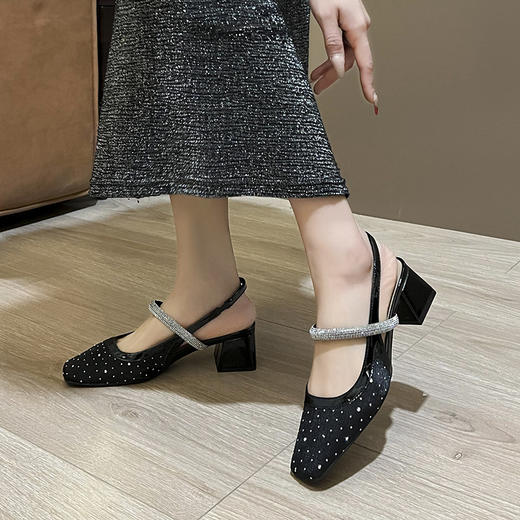 333-29 银色网纱镶钻波点包头玛丽珍鞋女外穿方头凉鞋粗跟一字带 商品图1