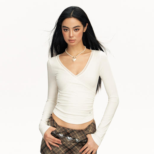 Ariseism美式复古纯色蕾丝V领长袖t恤女2025春秋新款修身显瘦上衣 商品图0