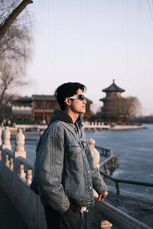 香奈儿 CH5525 熊猫色来咯 原版高品质偏光片 直呼泰酷辣 休闲墨镜（JH） 商品图4