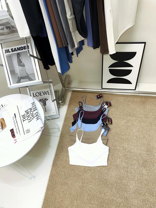 点此购买 lulu露露Flow Nulu女士一体式运动上衣 my 323932 商品图11