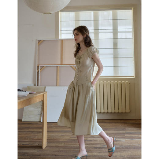 （小眠专属）SimpleRetro天丝复古V领植物系刺绣套装裙 商品图0