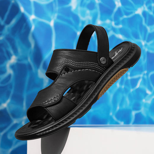 圣得西男鞋2024年夏季新款男士中青年皮面软底防滑户外百搭凉拖鞋 商品图1