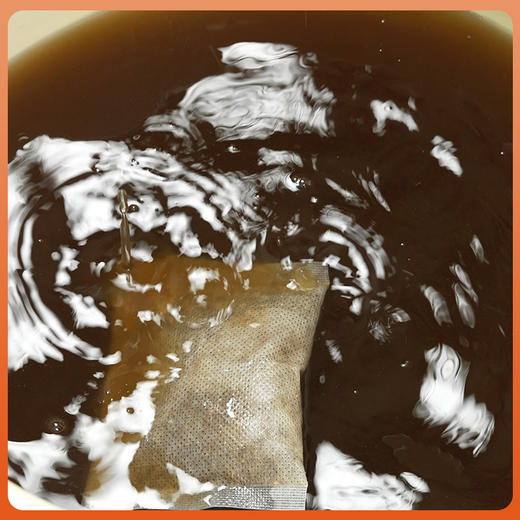 苗家圆圆草本足浴包 18味泡脚药包 艾草花椒生姜陈皮科学配比 祛寒排湿助睡眠 225g(15g*15包）顺丰包邮 商品图3