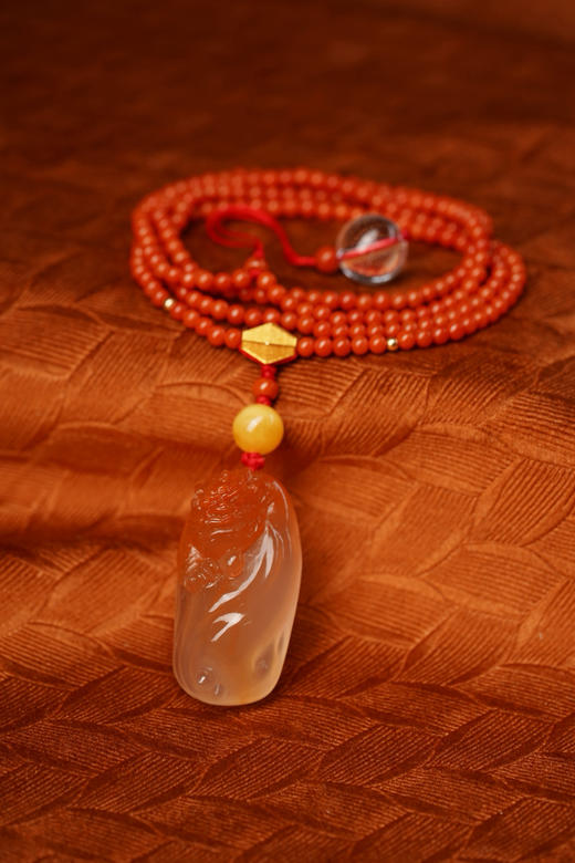 南红瑞兽吊坠 商品图0