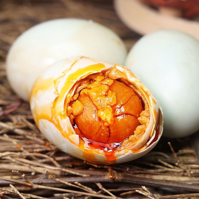 广西北海红树林烤海鸭蛋