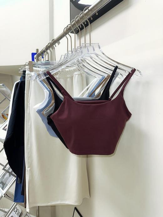 点此购买 lulu露露Flow Nulu女士一体式运动上衣 my 323932 商品图6