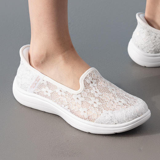 斯凯奇ON-THE-GO FLEX RADIANT 女士一脚穿休闲鞋 商品图1