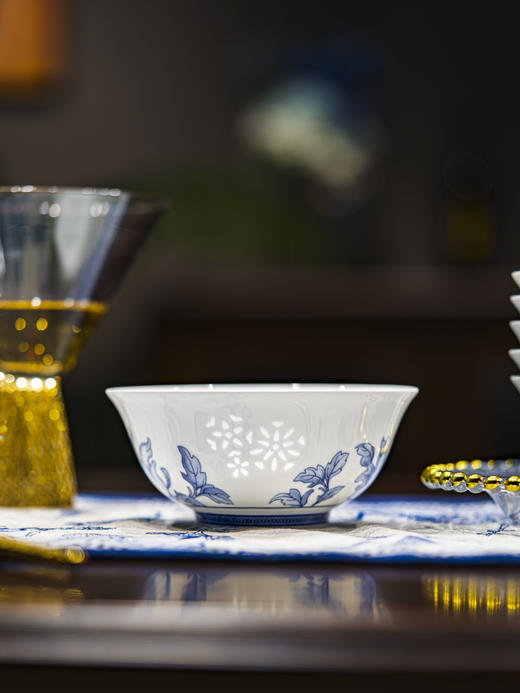 富玉 | 景德镇富玉陶瓷饭碗家用2025新款高颜值景德镇青花玲珑餐具清水芙蓉高档乔迁送礼 商品图1