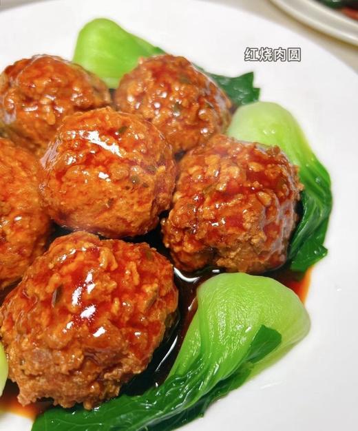 上桌就秒光的【璕锦生态猪鲜肉圆❤️】​ 一颗颗圆滚滚的小可爱，外皮酥脆纯香，内里鲜嫩多汁，一口一个，满口溢香，简直是味蕾的双重奏乐🎵！​ ⭐泰州本土新鲜生态猪肉现做❗​ 商品图9