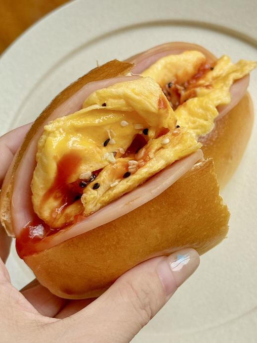 金砖小布｜布里欧修热狗汉堡胚 一口吃出高级感！孩子抢着吃的安心面包 特别方便，可以直接吃，可以做成咸口三明治，也可以搭配甜口馅料，全能百搭选手！ 商品图4