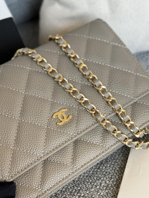 香奈儿woc链条包🉐️牛皮-灰色金扣（粗球纹） 商品图1