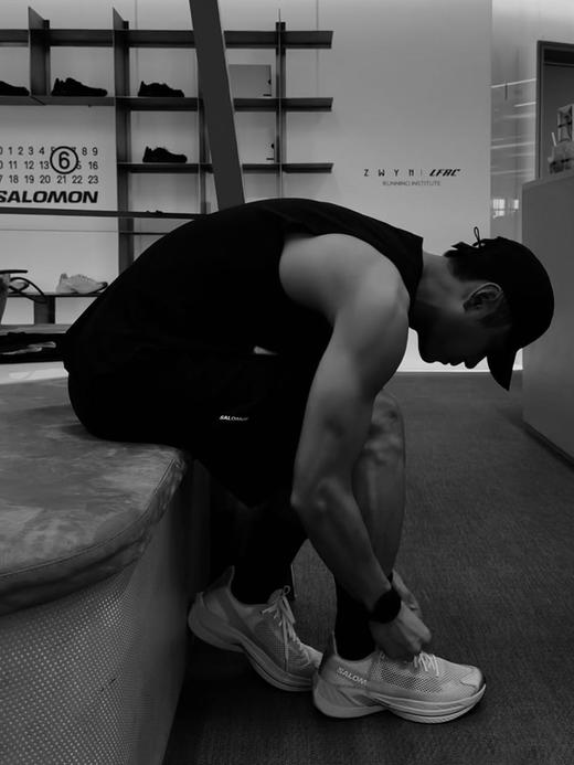 现货 THS-限时 情侣款 萨洛*M6家联名款 巨巨巨透气网眼运动鞋 3色 QZ114 商品图2