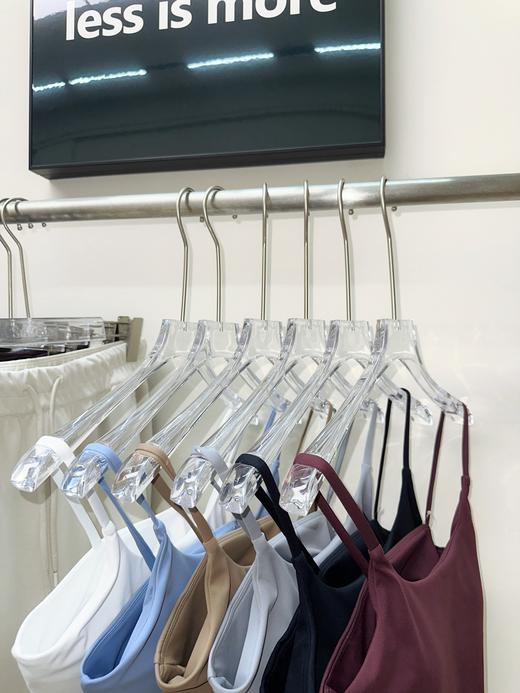 点此购买 lulu露露Flow Nulu女士一体式运动上衣 my 323932 商品图8