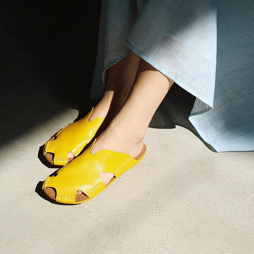 绽放女装268朵/限量复活款·文艺多色真皮豆豆底休闲平跟拖鞋女款 商品图2