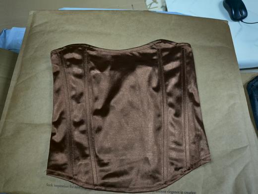 新款 “热辣滚烫”抹胸背心 商品图1