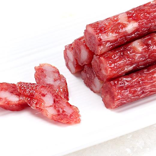 大红门广式香肠，6袋组合，老字号，地道广式腊味，纯肉肠，精选新鲜猪肉，古法工艺制作，肥瘦比例合适，老字号全产业链护航,甜咸交织、肉香爆棚，蒸炒焖煮样样绝，佐餐下饭，宴请宾客，都合适D 商品图3