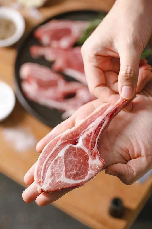 99元到手整整1KG新西兰进口原切战斧羊排黄金部位配料表干净原切无拼接无调理腌制在家轻松做出米其林星级料理顺丰基地直邮 商品图1