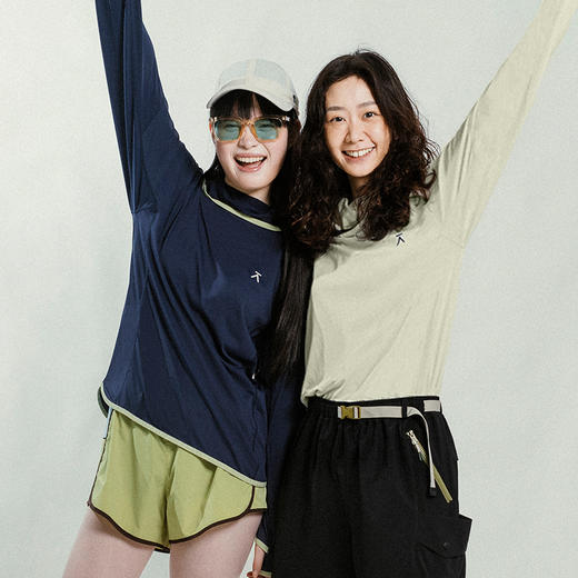 ACMEITEM爱棵米 户外连帽速干长袖 防紫外线合体防晒T恤上衣男女GAG3340860C 商品图1