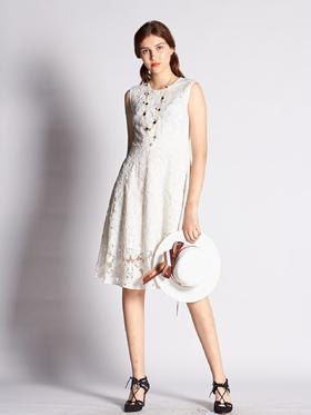 🌿 梵高的白玫瑰裙语