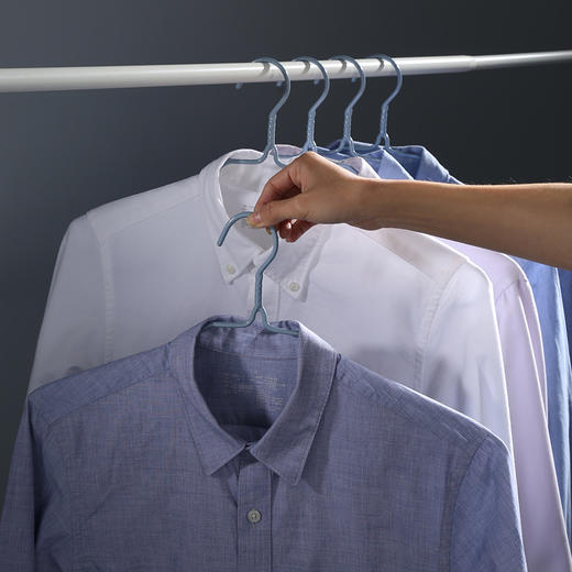 【批发】美丽雅粗彩浸塑带钩衣架大号（45cm）颜色随机 1把 商品图1