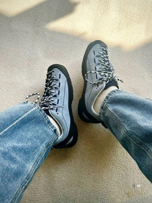 舒适轻盈减震防滑耐磨低帮休闲鞋 商品图1