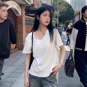 【39.9颜色任选三件❗️宽松纯色短袖内搭】当季搭配良手，时尚百搭修身显瘦，舒适有型告别软塌贴身，宽松纯色打底衫内搭辣妹学生上衣L