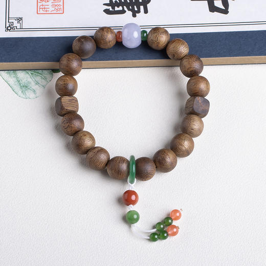 xy0430沉香+翡翠南红碧玉手串 商品图3