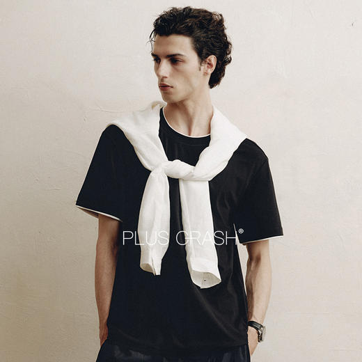 PLUS CRASH轻奢舒适领部双层撞色短T恤港风黑白纯色简约休闲T恤衫 商品图1