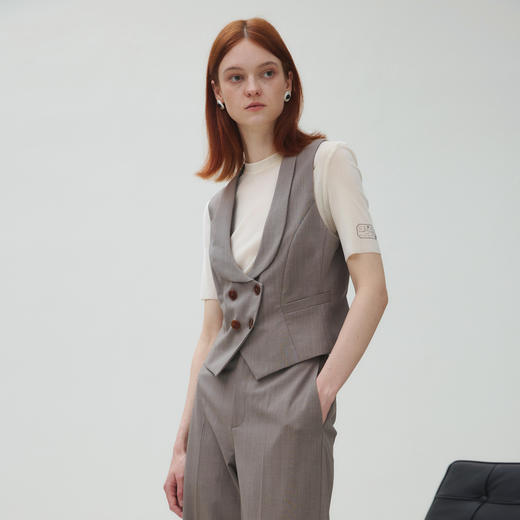 谜底马夹女2025秋新品复古文艺青果领修身短款气质马甲253MM1265 商品图1