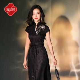 逸红颜月昙2025夏新款非遗纯真丝香云纱重工金银刺绣新中式连衣裙
