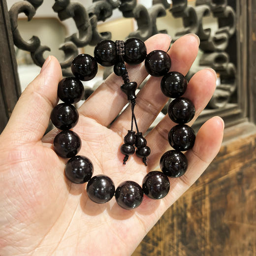 1.5/1.8小叶紫檀金星手串 商品图1