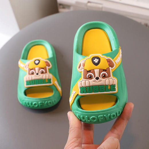 【卡通可爱造型，俏皮可爱~】汪汪队儿童拖鞋 男女孩童夏季室内居家用 软底防滑卡通洗澡浴室拖鞋-QQ 商品图8