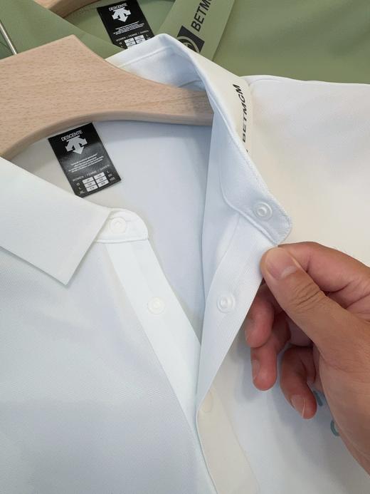 点此购买 迪桑特夏季男士高尔夫FIELD系列防晒修身短袖POLO衫 LL 324079 商品图12