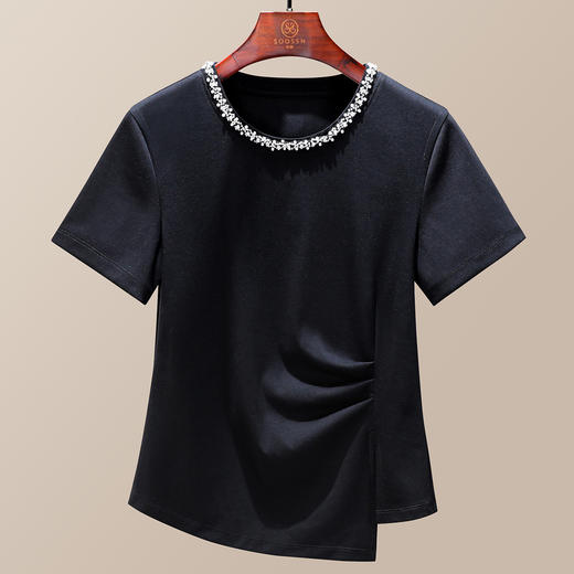 「自」全新升级【铂金会员109/天猫149/差价40】(74018)洛诗琳设计感压褶T恤2025夏季新款钉珠不规则下摆短袖上衣女 商品图3