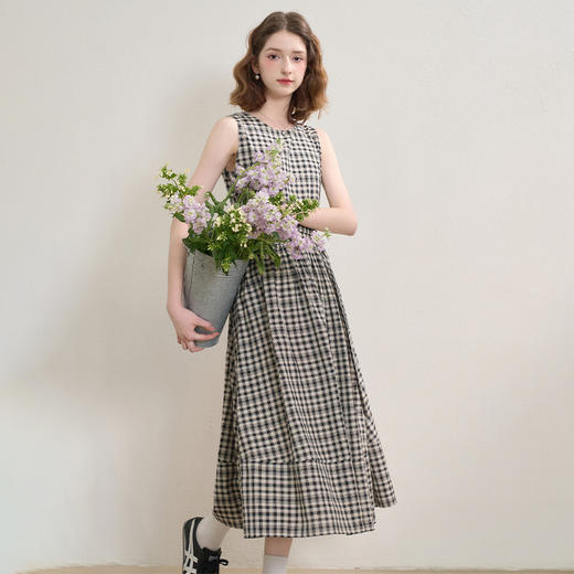 黑白格纹无袖圆领背心裙女夏季收腰大裙摆显瘦气质连衣裙V1350849 商品图3