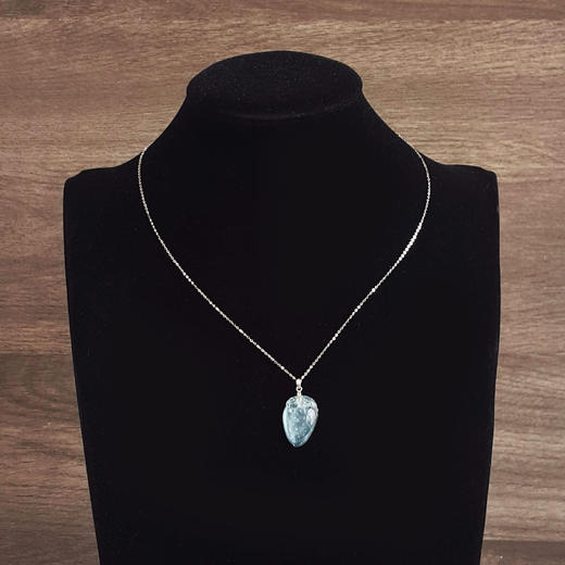 【天然正品】A货翡翠AU750白金镶天然细腻福瓜造型木那雪花棉冰种翡翠吊坠项链30.2*15.4*5.0MM（皆取最大值）女士现售价：3880！310325AH17 商品图9